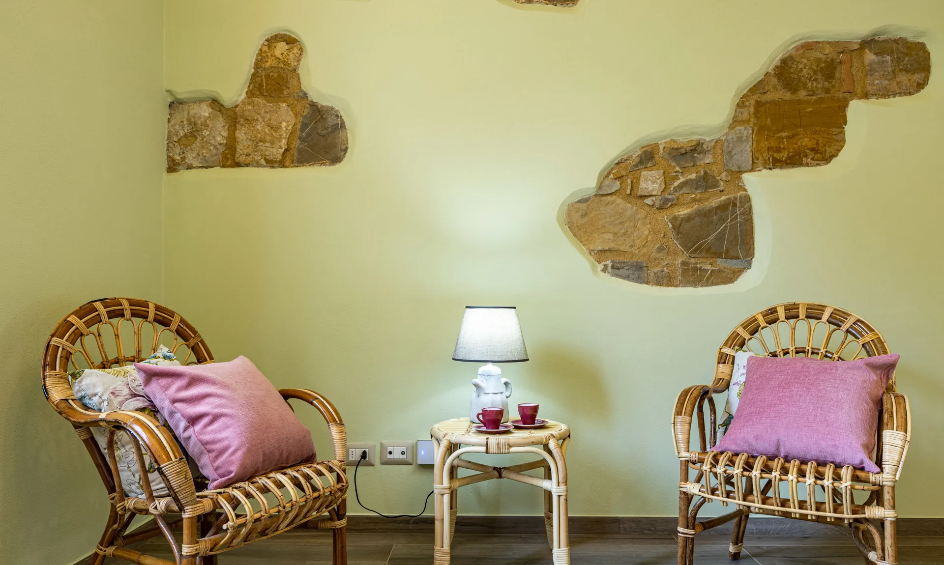 Sitting area inside Camelia room at Tenuta di Macericca holiday farm