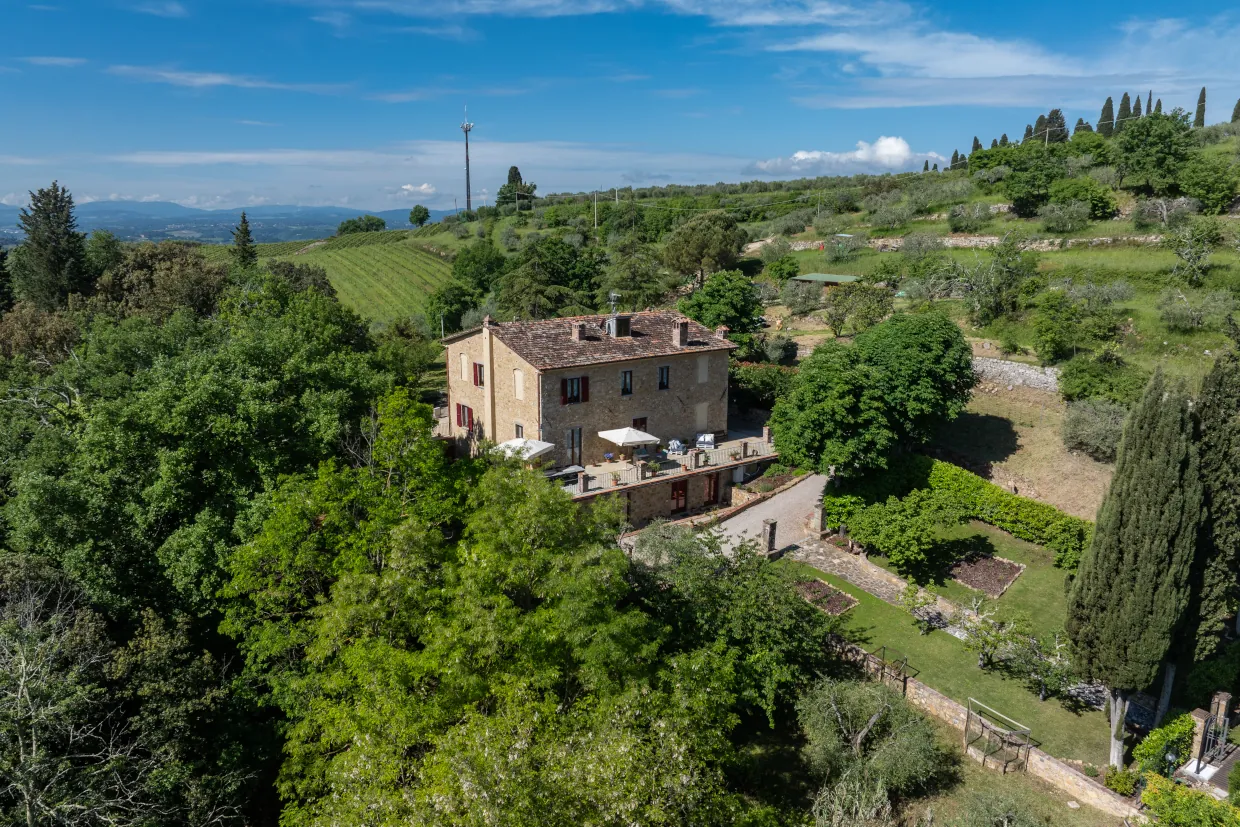 vista dall'alto dell'agriturismo Tenuta di Macericca
